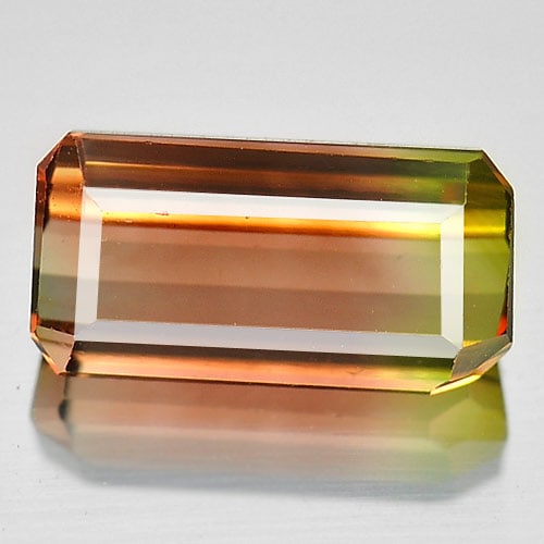 Natural Multi Color Tourmaline 3.90 Ct. VVS Octagon Shape 12 x 6.3 Mm. Gemstone Unheated: Product ID: 807237848 / Product Name: Natural Tourmaline / Weight: 3.90 CT. / Size: 12 x 6.3 x 4.9 MM. / Shape: Octagon / Color: Bi Color / Clarity:VVS / Luster: Very Good / Gems Origin: Nigeria / Tre