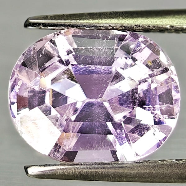 Natural Light Pink Kunzite 3.48 Ct. Oval Shape 9.2 x 7.5 Mm Gemstone From Afghanistan: Product ID: 804103422 Product Name: Natural Kunzite Weight: 3.48 CT. Size: 9.2 x 7.5 x 6.8 MM. Shape: Oval Shape Color: Light Pink Clarity:VSI - SI1 Luster: Good Gems Origin: Afghanistan Treatment: Tr