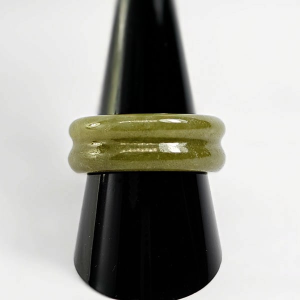 Natural Green Jade 26.89 Ct. Round Cabochon Ring Size 9 Unheated Gemstone (1 of 3)