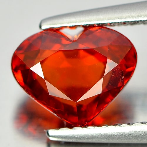 Natural Red Sapphire 2.01 Ct. Heart Shape 8.1 x 6.4 Mm. Gemstones From Tanzania (1 of 3)