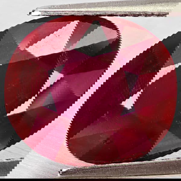 Natural Red Ruby 8.43 Ct. Oval Shape 12.3 x 10.7 Mm Gemstone From Madagascar (1 of 3)