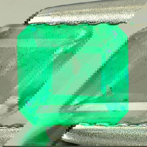 Natural Green Emerald 0.38 Ct. Octagon Shape 4.5 x 4.1 Mm. Gemstone From Columbia (1 of 3)