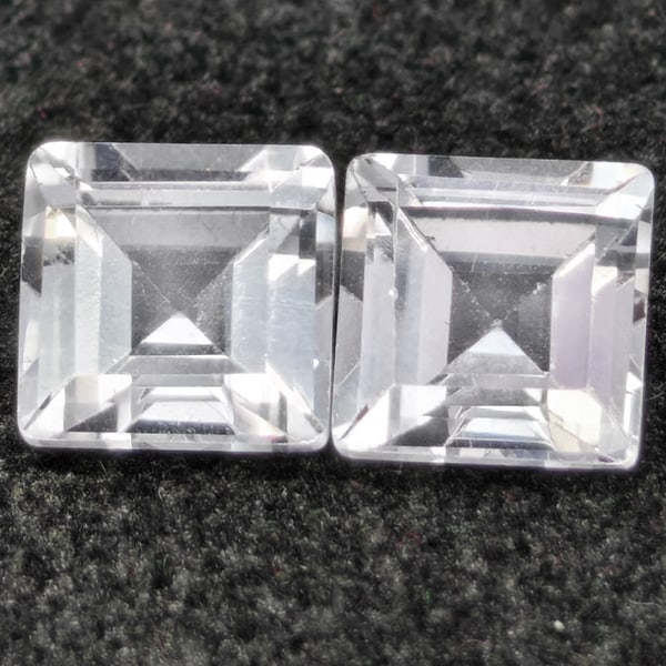 Natural White Topaz 2.87 Ct. 2 Pcs. Square Shape 6.1 Mm Gemstones From Brazil: Product ID: 807168523 Product Name: Natural Topaz Weight: 2.87 CT. Size: 6.1 x 6.1 x 4.1 MM. Shape: Square Color: White Clarity:VSI Luster: Good Gems Origin: Brazil Treatment: Unheated Crystal Structu