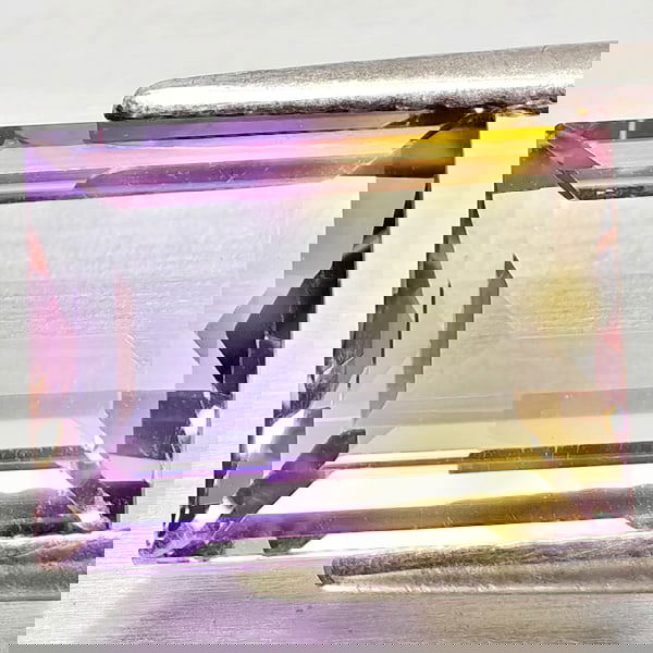 Natural Bi Color Ametrine 3.30 Ct. Octagon Shape 10.5 x 7.9 Mm Gemstone From Bolivia (1 of 3)