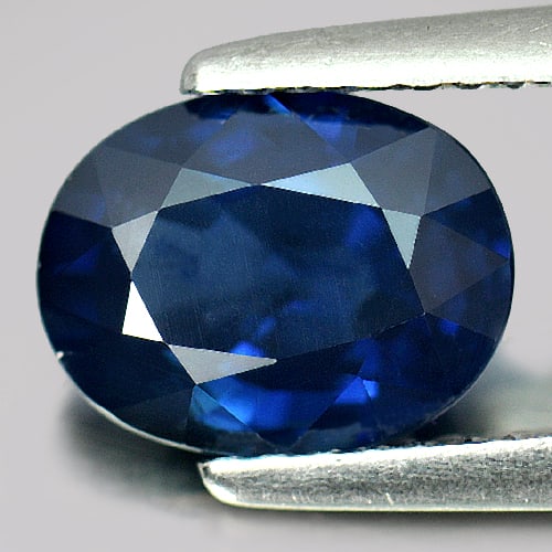 Natural Blue Sapphire 2.13 Ct. VVS Oval Shape 8.47 x 6.54 Mm. Gemstone From Madagascar (1 of 4)