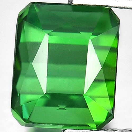 Natural Green Tourmaline 1.73 Ct. VVS Octagon Shape 6.8 x 5.7 Mm. Unheated Gemstone From Nigeria (1 of 3)