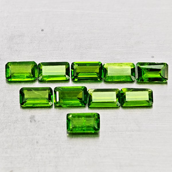 Natural Green Chrome Diopside 2.56 Ct. 10Pcs Octagon Shape 5.3 x 3 Mm Gemstone from Russia (1 of 3)