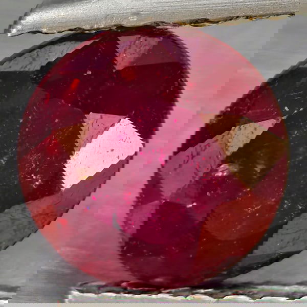 Natural Pinkish Red Ruby 1.25 Ct. Round Shape 6.1 Mm Gemstone From Madagascar (1 of 3)
