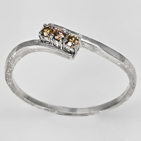 925 Sterling Silver Ring Jewelry 1.05 Grams With Natural Diamond 0.08 Ct. Size 7 (1 of 3)