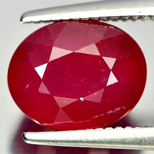 Natural Pinkish Red Ruby 3.10 Ct. Oval Shape 8.6 x 7 Mm Gemstone From Madagascar (1 of 3)