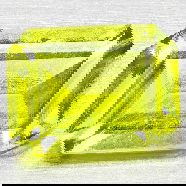 Natural Green Peridot 1.54 Ct. Octagon Shape 8.1 x 6.1 Mm Gemstone From Pakistan (1 of 3)