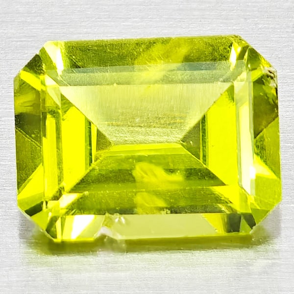 Natural Green Peridot 1.47 Ct. Octagon Shape 7.9 x 6 Mm Gemstone From Pakistan (1 of 3)