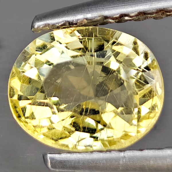 Natural Yellow Beryl 1.04 Ct. Oval Shape 7.2 x 5.9 Mm Gemstone From Brazil (1 of 3)