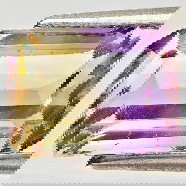 Natural Bi Color Ametrine 2.57 Ct. Octagon Shape 9.1 x 6.9 Mm Gemstone From Bolivia (1 of 3)