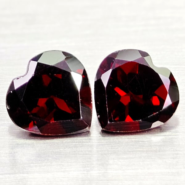 Natural Orangish Red Garnet 3.01 Ct. 2 Pcs Heart Shape 7.1 x 7.1 MM Gemstones From Tanzania (1 of 3)