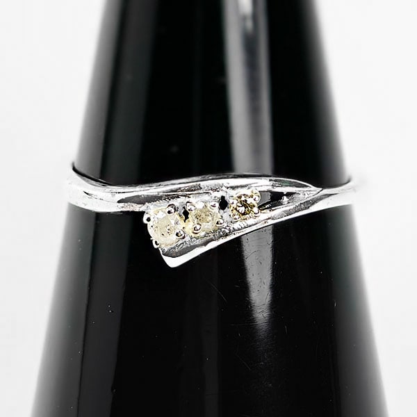 925 Sterling Silver Ring Jewelry 0.98 G. With Natural Diamond 0.06 Ct. Size 6 (1 of 3)