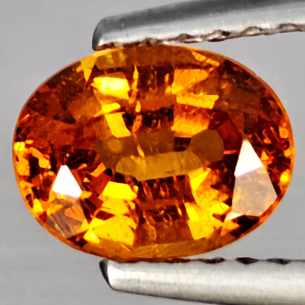Natural Orange Spessartine Garnet 0.98 Ct. Oval Shape 7.1 x 5.4 Mm Gemstone From Namibia (1 of 3)