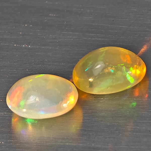 Natural Multi Color Play Of Colour Opal 1.05 Ct. 2 Pcs Oval Cabochon Shape Gemstones From Ethiopia (1 of 3)