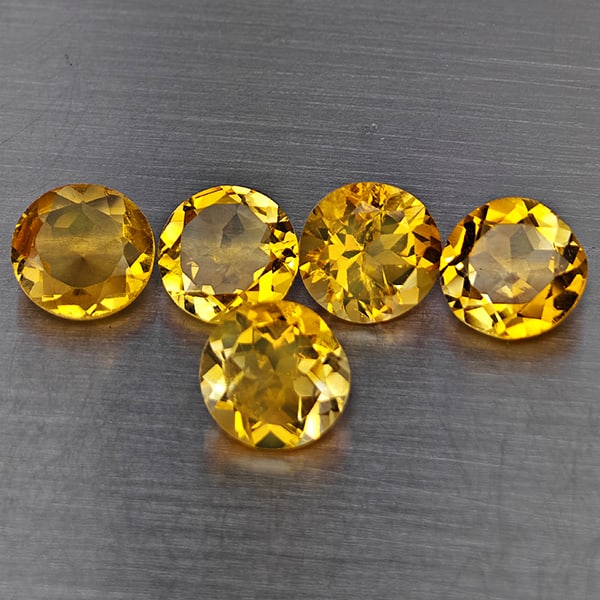 Natural Yellow Citrine 6.98 Ct. 5 Pcs Round Shape 7.2 Mm Gemstone From Brazil: Product ID: 801815510 Product Name: Natural Citrine Weight: 6.98 CT. Size: 7.2 x 7.2 x 4.5 MM. Shape: Round Color: Yellow Clarity:SI1 Luster: Good Gems Origin: Brazil Treatment: Unheated Crystal Struc