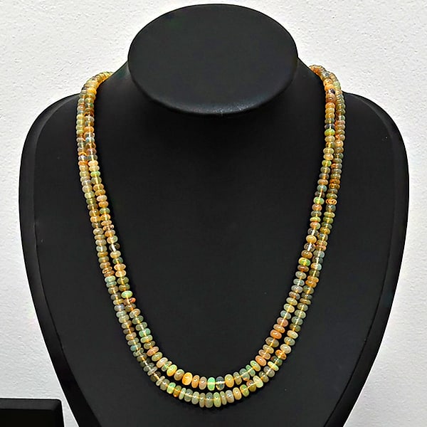 Natural Multi Color Opal 117.40 Ct. Wtih Matal Jewelry Necklace 16 Inch. (1 of 3)