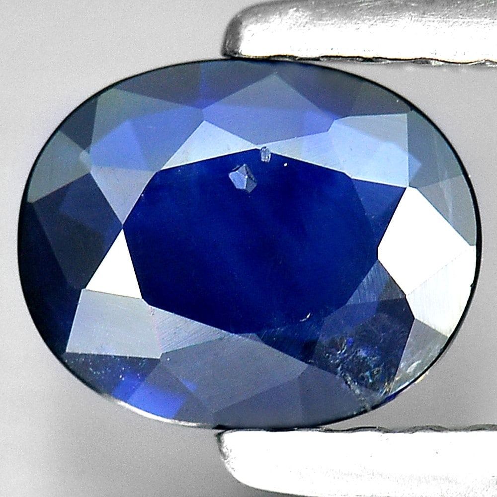 Natural Blue Sapphire 0.75 Ct. Oval Shape 9.7 x 5.4 Mm Gemstone from Thailand (1 of 3)