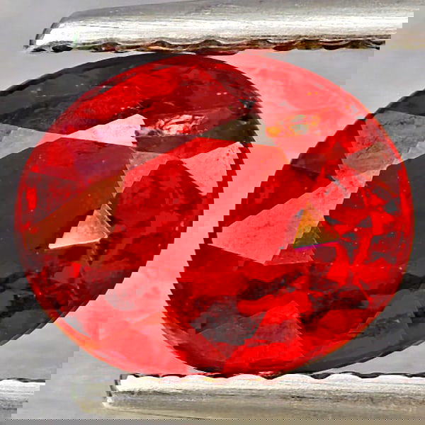 Natural Orangish Red Spessartine Garnet 1.34 Ct. Oval Shape 6.9 x 5.9 Mm Gemstones From Namibia (1 of 3)