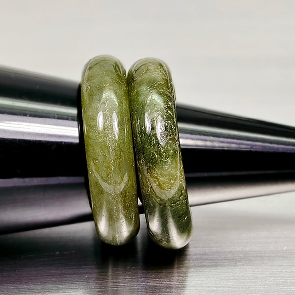 Natural Green Jade Rings 22.45 Ct. 2 Pcs Size 4.5 Gemstones (1 of 3)