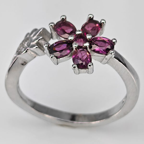 Natural Purplish Pink Rhodolite Garnet 925 Sterling Silver Ring Jewelry 3.05 Grams Size 8 (1 of 3)
