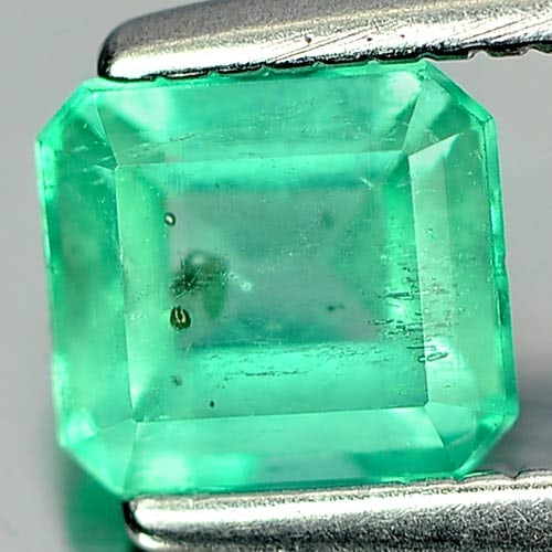 Natural Green Emerald 0.61 Ct. Octagon Shape 5.2 x 4.7 Mm. Gemstone From Columbia (1 of 3)