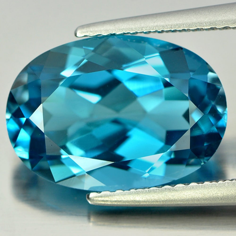 Natural London Blue Topaz 6.82 Ct. VVS Oval Shape 14 x 9.9 Mm. Gemstone From Brazil (1 of 3)