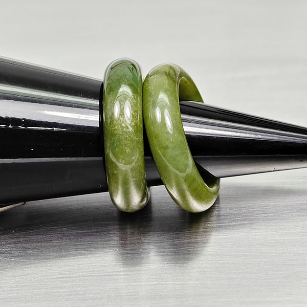 Natural Multi Color Jade 24.38 Ct. 2 Pcs Round Cabochon Rings Size 4.5 Gemstones From Burma: Product ID: 819814722 Product Name: Natural Gemstones Weight: 24.38 CT. Size: 21 x 15 MM. Shape: Round Cabochon Color: Multi-Color Clarity:Opaque Luster: Good Gems Origin: Burma Treatment: Unheated Cr