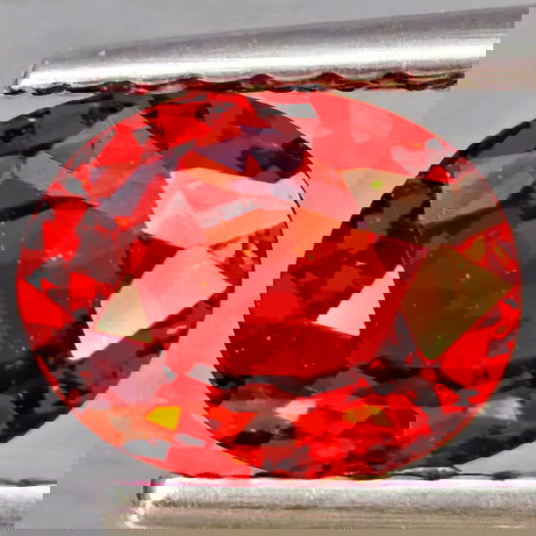 Natural Orangish Red Spessartine Garnet 0.91 Ct. Oval Shape 6.5 x 5.1 Mm Gemstones From Namibia (1 of 3)