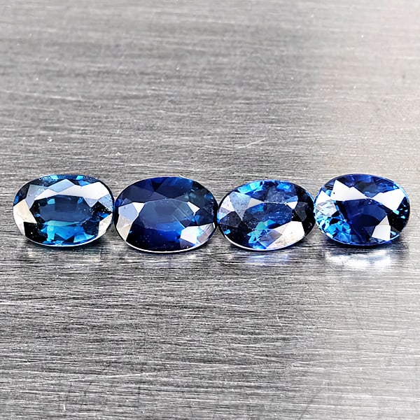 Natural Blue Sapphire 1.11 Ct. 4 Pcs Oval Shape 4.8 x 3.5 Mm Gemstone From Madagascar: Product ID: 806012398 Product Name: Natural Blue Sapphire Weight: 1.11 CT. Size: 4.8 x 3.5 x 2 MM. Shape: Oval Color: Blue Clarity:SI1 Luster: Good Gems Origin: Madagascar Treatment: Heated Crystal St