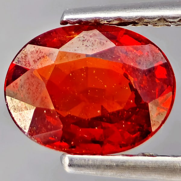 Natural Orangish Red Spessartine Garnet 1.05 Ct. Oval Shape 6.8 x 5.2 Mm Gemstones From Namibia (1 of 3)
