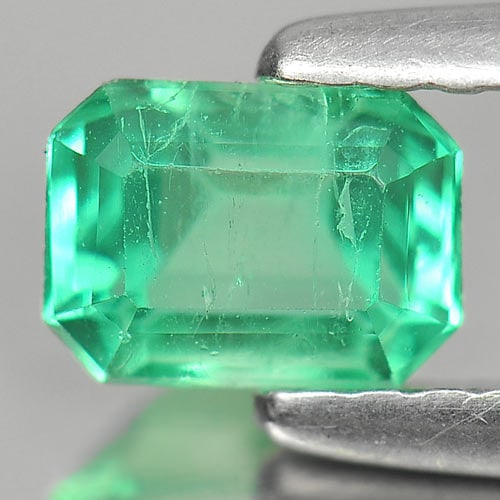 Natural Green Emerald 0.46 Ct. Octagon Shape 5.5 x 4.1 Mm. Gemstone From Columbia (1 of 3)