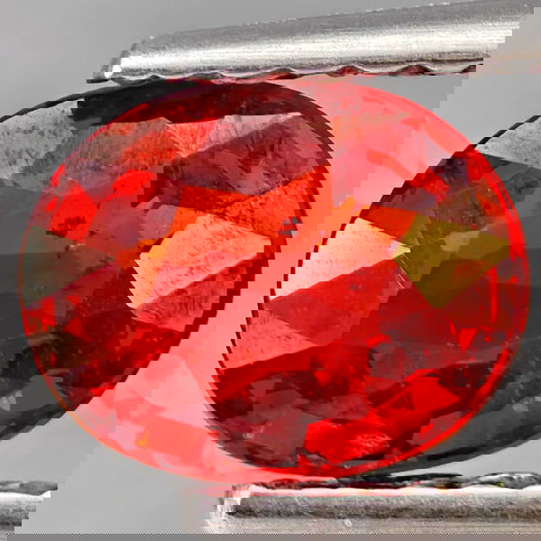 Natural Orangish Red Spessartine Garnet 0.95 Ct. Oval Shape 6.7 x 5.3 Mm Gemstones From Namibia (1 of 3)