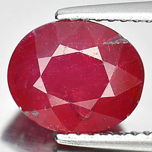 Natural Pinkish Red Ruby 3.90 Ct. Oval Shape 9.4 x 7.8 Mm Gemstone From Madagascar (1 of 3)