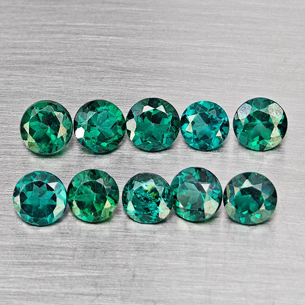 Natural Bluish Green Topaz 3.39 Ct. 10 Pcs Round Shape 4.1 Mm Gemstone from Brazil: Product ID: 807168838 Product Name: Natural Topaz Weight: 3.39 CT. Size: 4.1 x 4.1 x 2.6 MM. Shape: Round Color: Bluish Green Clarity:SI1 Luster: Good Gems Origin: Brazil Treatment: Treated Crystal St