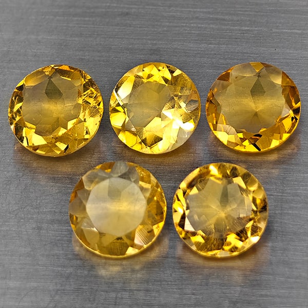 Natural Yellow Citrine 5.93 Ct. 5 Pcs Round Shape 7 Mm Gemstone from Brazil: Product ID: 801815482 Product Name: Natural Citrine Weight: 5.93 CT. Size: 7 x 7 x 4.3 MM. Shape: Round Shape Color: Yellow Clarity:VSI Luster: Good Gems Origin: Brazil Treatment: Unheated Crystal Str