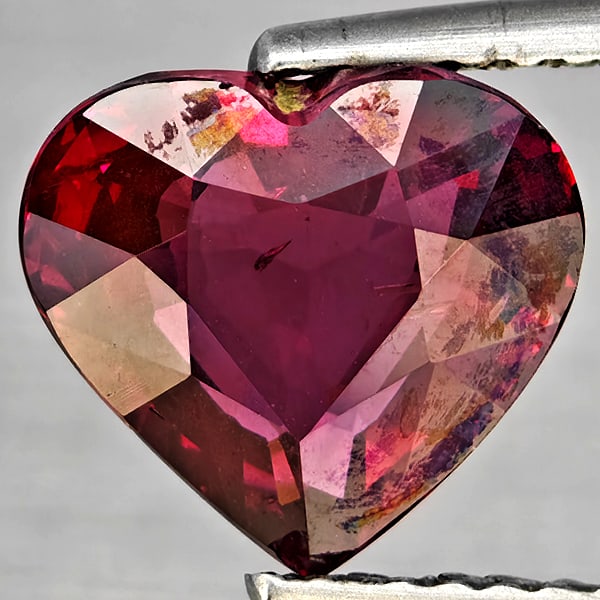 Natural Purplish Red Rhodolite Garnet 2.91 Ct. Heart Shape 9.2 x 8.4 Mm Gemstone From Madagascar (1 of 3)