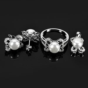 Natural White Pearl 925 Sterling Silver Jewelry Set Pendant Ring Size 10 and Earrings 11.66 Grams: Product ID: 207100279 Product Type: 925 Sterling Silver Fine Jewelry Jewelry Weight: 11.66 Grams. Ring Size: 10 Resizable(Fee) Gemstones Color: White Metal: Solid Silver 92.5%. Gemstone Detail: Center