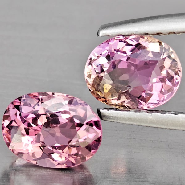 Natural Pink Tourmaline 1.62 Ct. 2 Pcs Oval Shape 6.8 x 5.2 Mm Gemstone from Nigeria: Product ID: 807251263 Product Name: Natural Tourmaline Weight: 1.62 CT. Size: 6.8 x 5.2 x 4.1 MM. Shape: Oval Shape Color: Pink Clarity:SI1 Luster: Good Gems Origin: Nigeria Treatment: Unheated Crysta