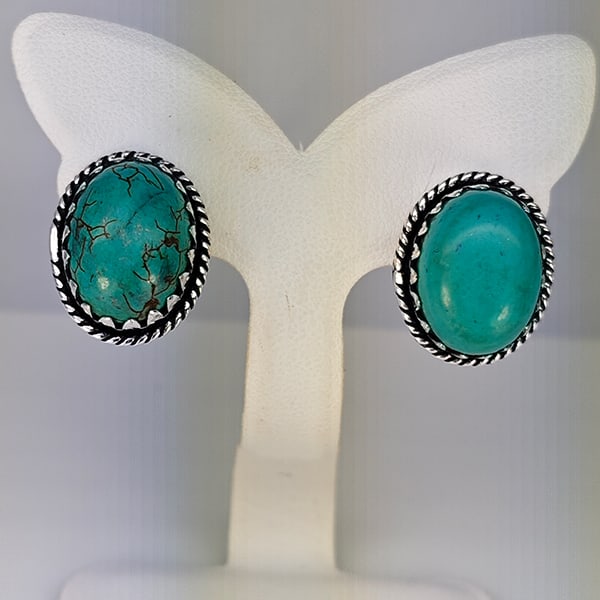 Natural Gemstone Oval Cabochon Shape Metal Silver Plated Fine Jewelry Earrings 10.05 Grams (1 of 3)