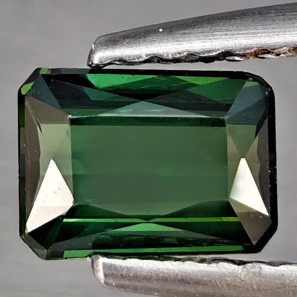 Natural Green Tourmaline 0.95 Ct. Octagon Shape 5.5 x 5.2 Mm Gemstone From Nigeria: Product ID: 807251627 Product Name: Natural Tourmaline Weight: 0.95 CT. Size: 5.5 x 5.2 x 4.1 MM. Shape: Octagon Color: Green Clarity:SI1 Luster: Good Gems Origin: Nigeria Treatment: Unheated Crystal