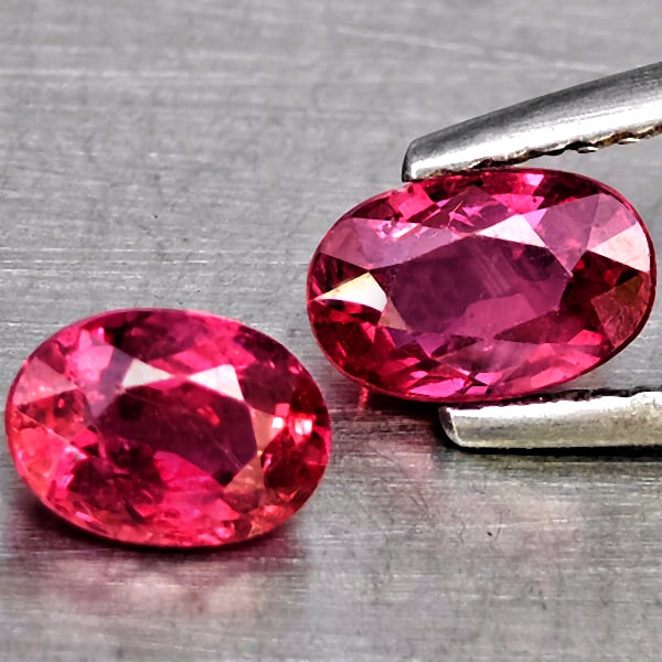 Natural Pinkish Red Ruby 1.65 Ct. 2 Pcs Oval Shape 6.8 x 4.4 Mm Gemstone from Madagascar (1 of 3)
