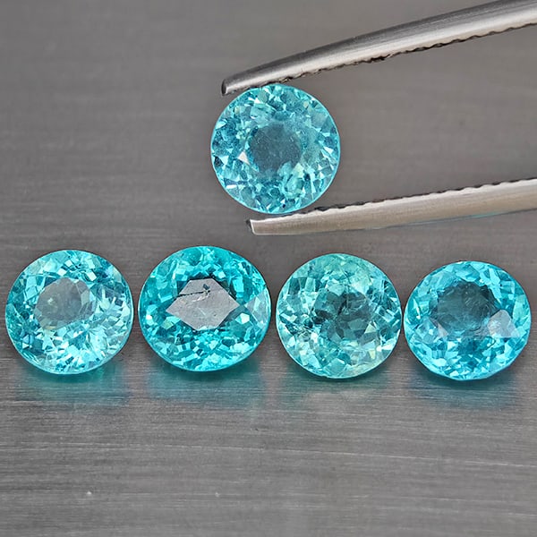 Natural Paraiba Color Apatite 4.78 Ct. 5 Pcs Round Shape 6 Mm Gemstne From Tanzania: Product ID: 800606685 Product Name: Natural Apatite Weight: 4.78 CT. Size: 6 x 6 x 4.2 MM. Shape: Round Shape Color: Paraiba Color Clarity:SI1 Luster: Good Gems Origin: Tanzania Treatment: Unheated Cr