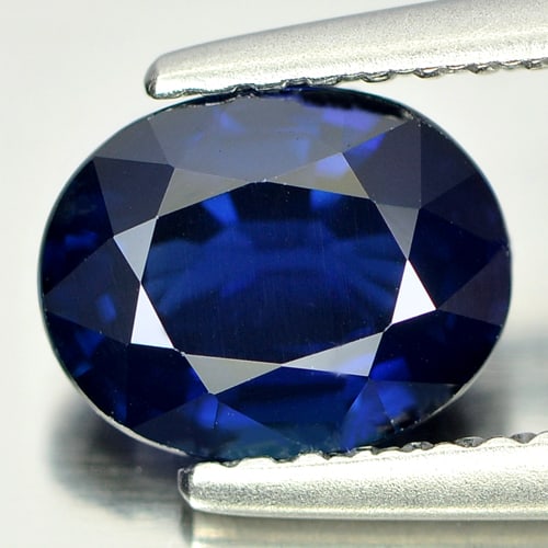 Natural Blue Sapphire 1.71 Ct. VVS Oval Shape 7.55 x 5.96 Mm. Gemstone From Madagascar (1 of 4)