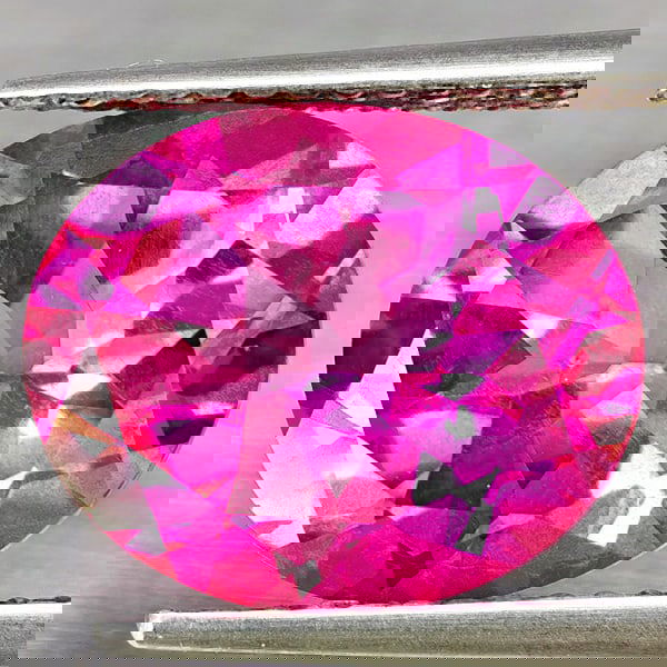 Natural Pink Topaz 5.53 Ct. Oval Shape 12 x 10 Mm Gemstone From Brazil (1 of 3)