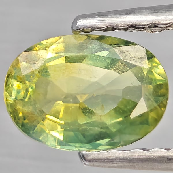 Natural Green Sapphire 0.83 Ct. Oval Shape 6.7 x 4.8 Mm Gemstone From Thailand (1 of 3)