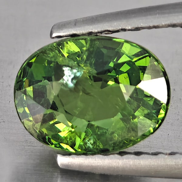 Natural Green Apatite 1.92 Ct. Oval Shape 8.2 x 6.1 Mm Gemstone from Tanzania: Product ID: 100602112 Product Name: Natural Apatite Weight: 1.92 CT. Size: 8.2 X 6.1 X 5.1 MM. Shape: Oval Color: Green Clarity:SI Luster: Good Gems Origin: Tanzania Treatment: Unheated Crystal Struct
